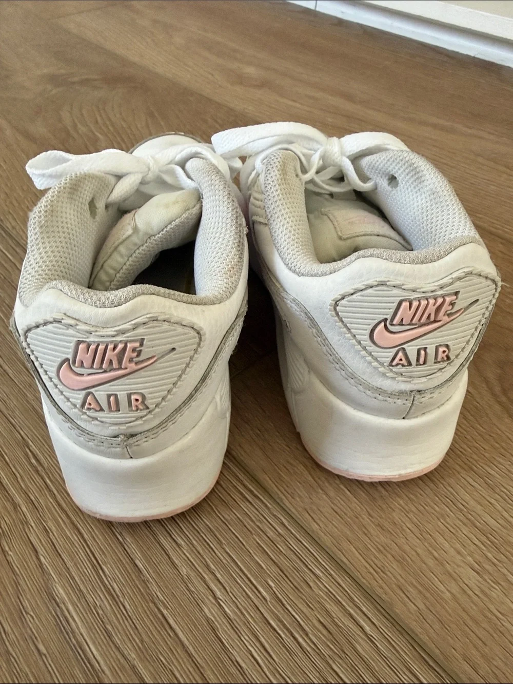 NIKE AIR - Kids White Sneakers with Pink Accent - Casual Lace-Up Shoes -2Y